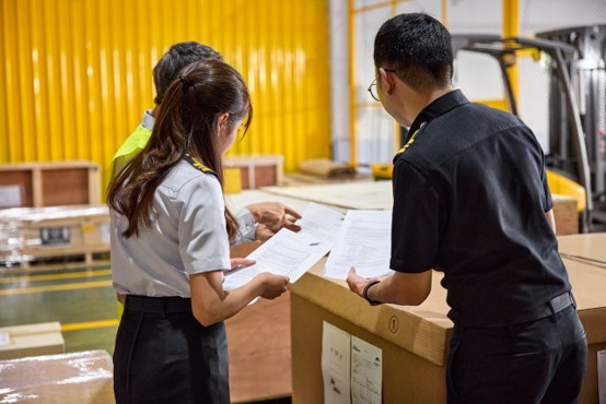 companies customs clearence