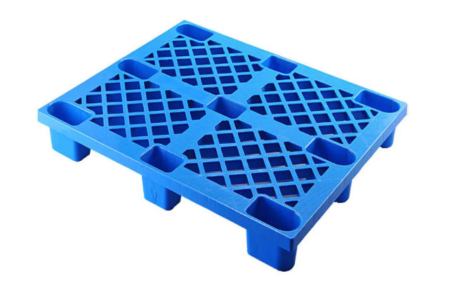 plastic pallets