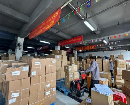 Freight forwarder China to Italy